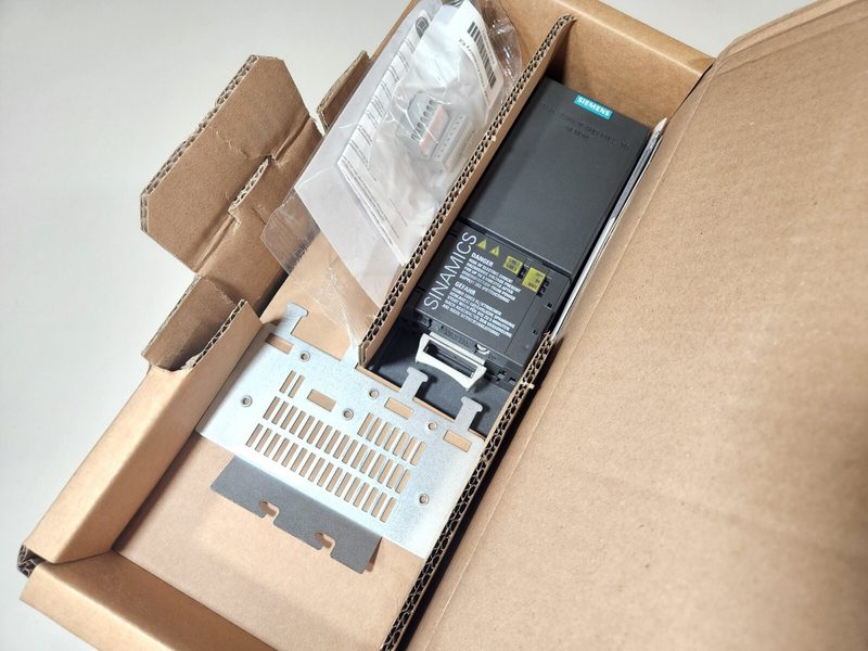 Электропривод Siemens 6SL3210-1KE22-6UF1