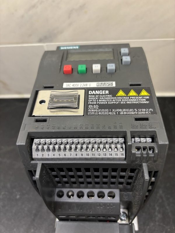 Частотный преобразователь Siemens 6SL3210-5BE22-2UV1