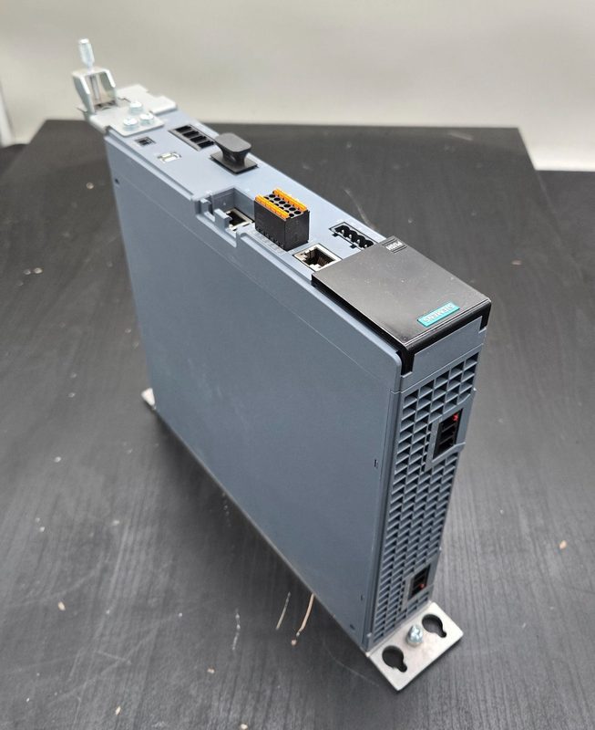 Сервопривод Siemens 6SL3210-5HE11-0UF0