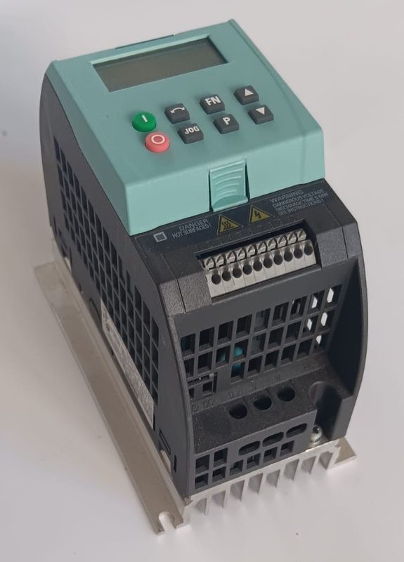 Частотный преобразователь Siemens 6SL3211-0AB12-5UA1