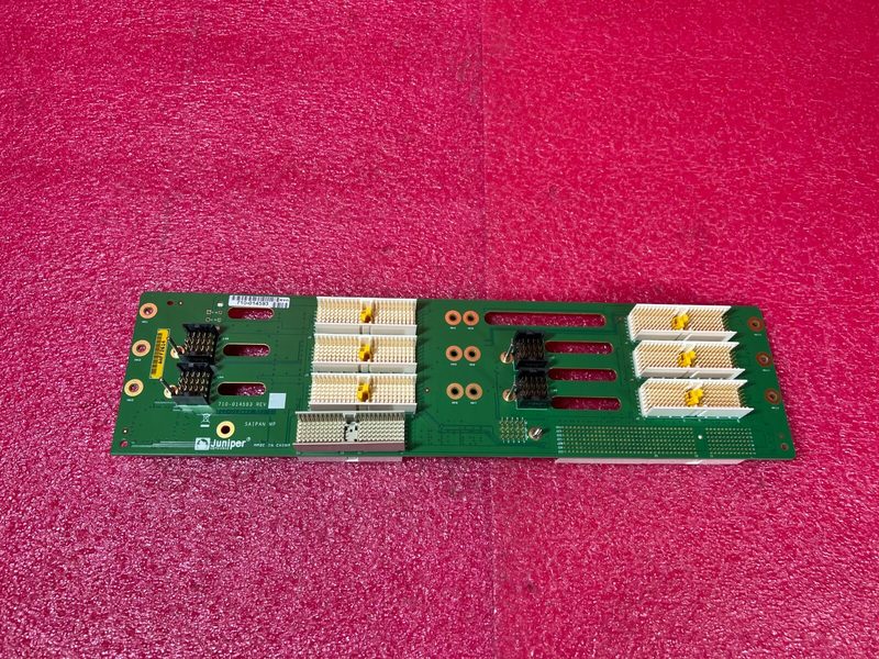 Коммутатор Juniper 710-014593