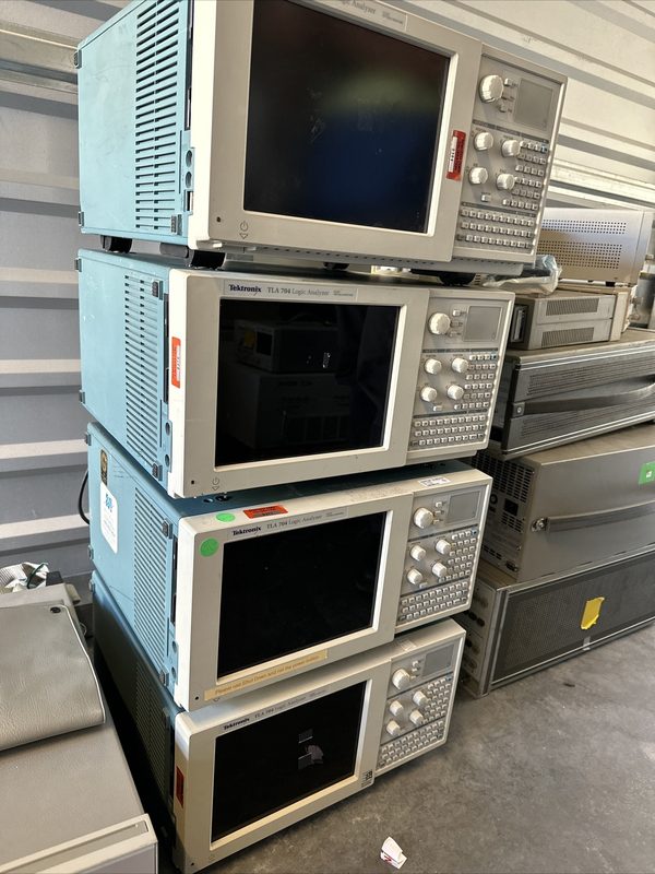 Логический анализатор Tektronix 714LOGIC
