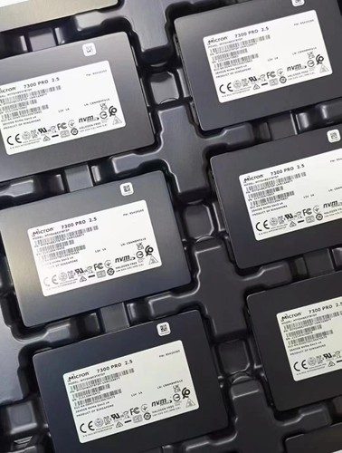 SSD-накопитель Micron 7300PRO