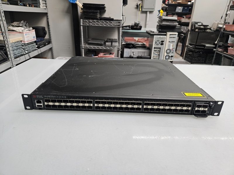 Коммутатор Brocade 7450-48F-E