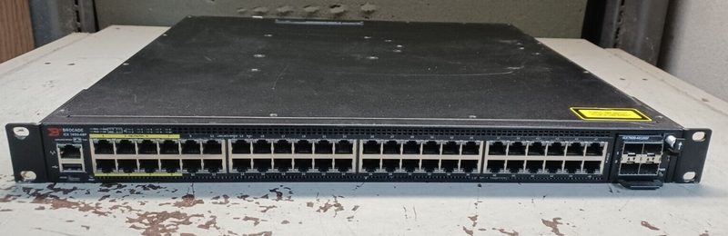 Коммутатор Brocade 7450-48P