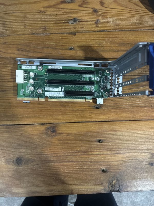 Райзер-плата HPE 747595-001