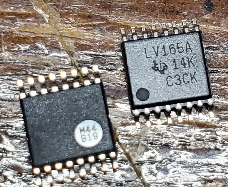 Микросхема 74LV165