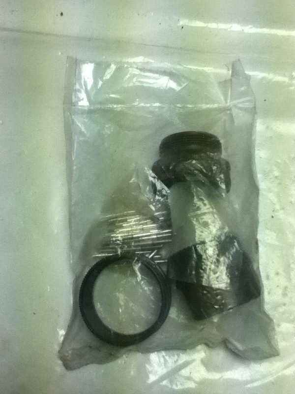 Разъём Amphenol 75-068628-15S