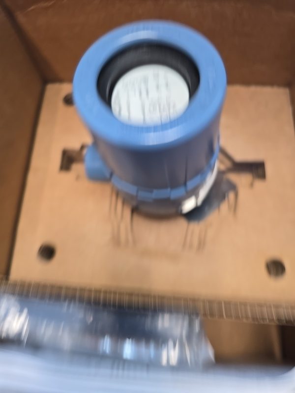 Трубопроводная арматура Emerson 751AM4E5BBT