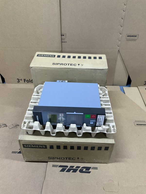 Реле защиты Siemens 7RW8010-5EB00-1DA0/CC