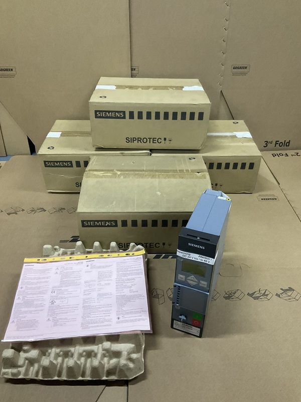 Реле защиты Siemens 7SJ8011-1EB00-1FA0/DD
