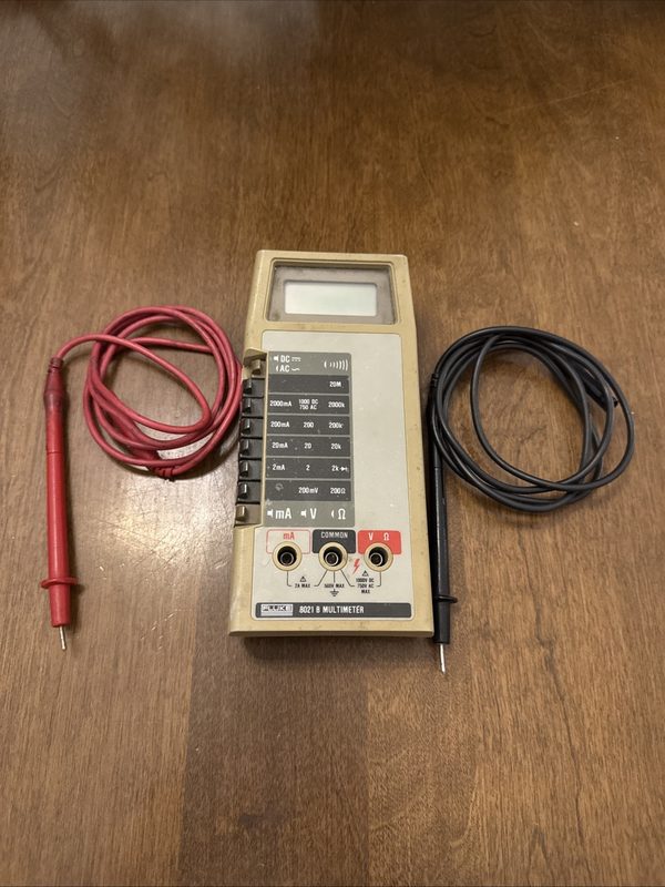 Мультиметр Fluke 8021
