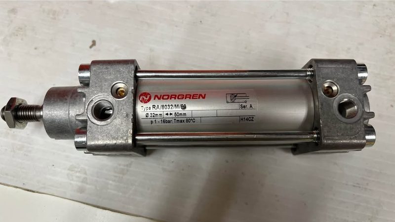Пневмоцилиндр Norgren 8032/M