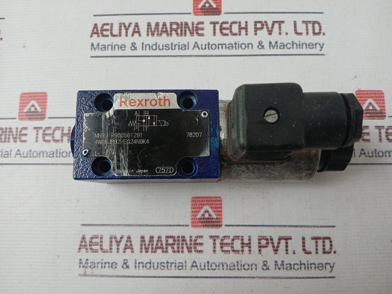 Пневмораспределитель Bosch Rexroth 808825Q