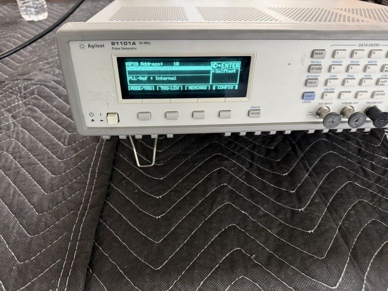 Генератор сигналов Keysight 81101A