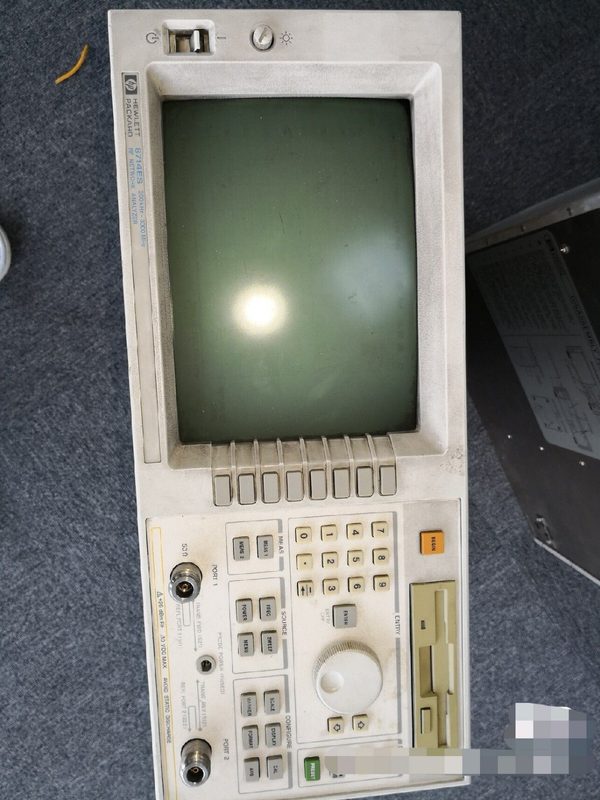 Анализатор цепей Keysight 8714ES