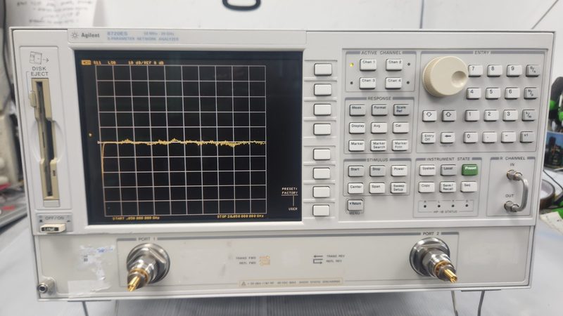 Анализатор цепей Keysight 8720ES