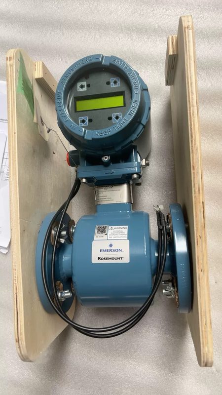 Расходомер Rosemount 8750WDMT1A1FTHD015CHGM4CM
