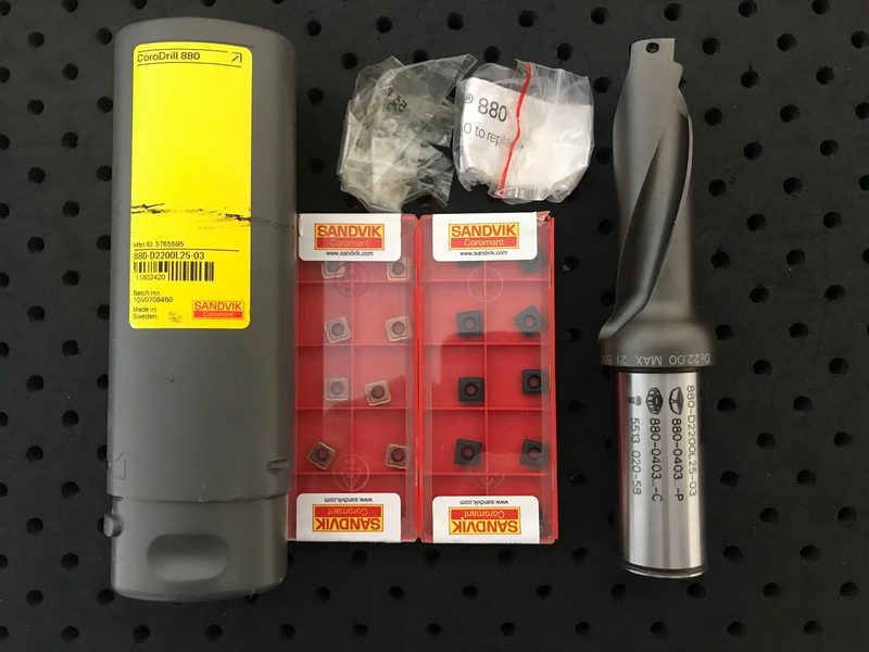 Режущий инструмент Sandvik 880-D2200L25-03