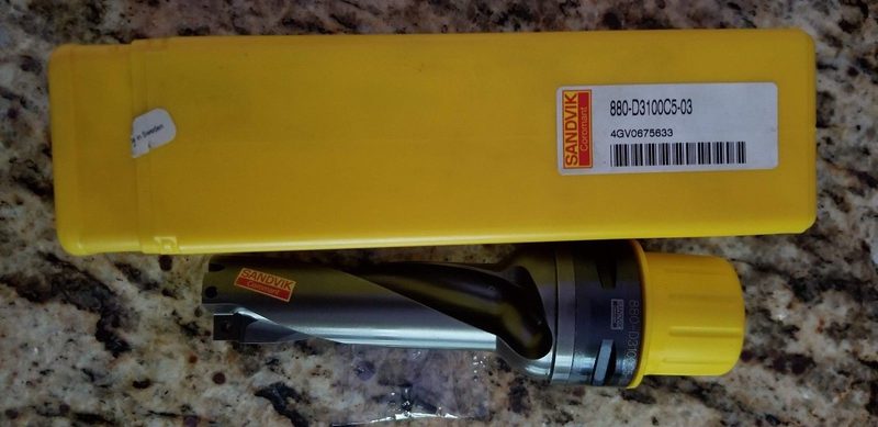 Режущий инструмент Sandvik 880-D3100C5-03