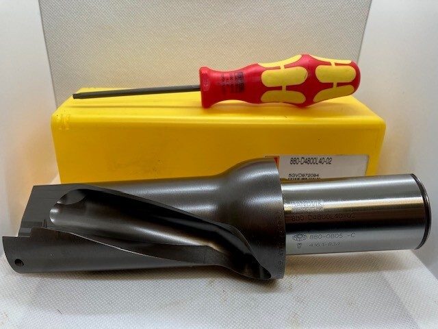 Режущий инструмент Sandvik 880-D4800L40-02