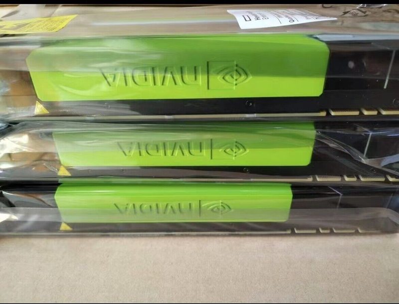 GPU-ускоритель NVIDIA 900-2G610-0000-000