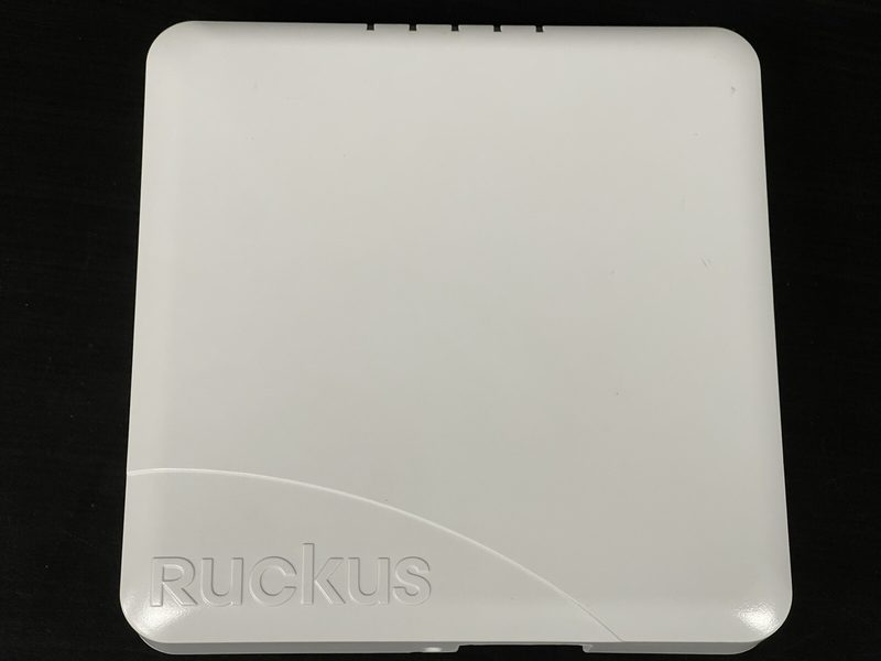 Точка доступа Ruckus 901R500US00