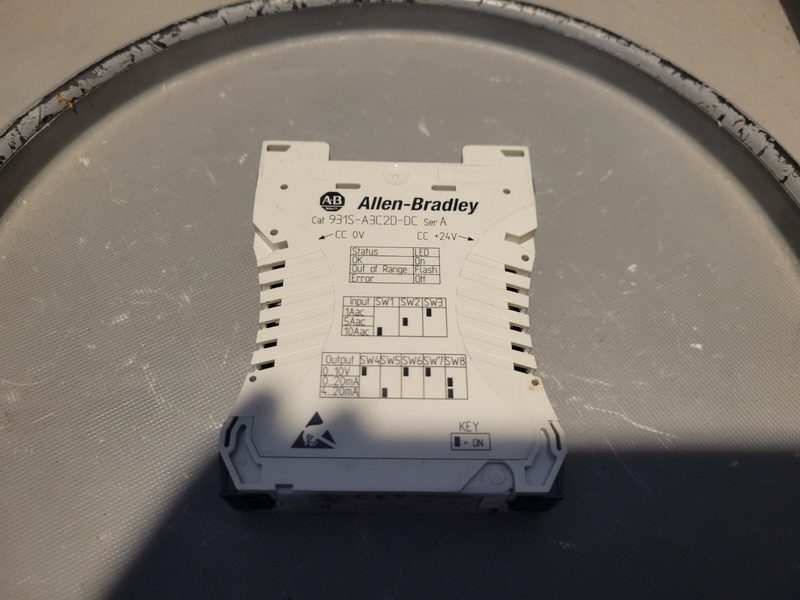 Преобразователь сигнала Allen-Bradley 931S-A3C2D-DC