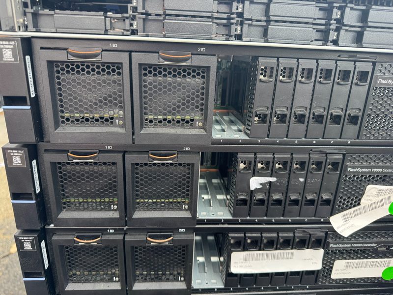 СХД IBM 9848-AE3