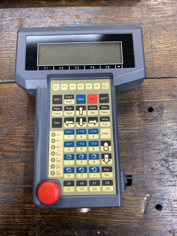 Робот FANUC A05B-2051-C142