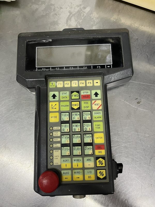 Робот FANUC A05B-2115-C001