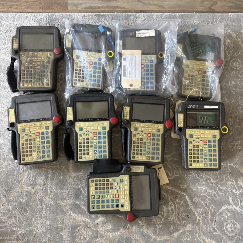 Робот FANUC A05B-2301