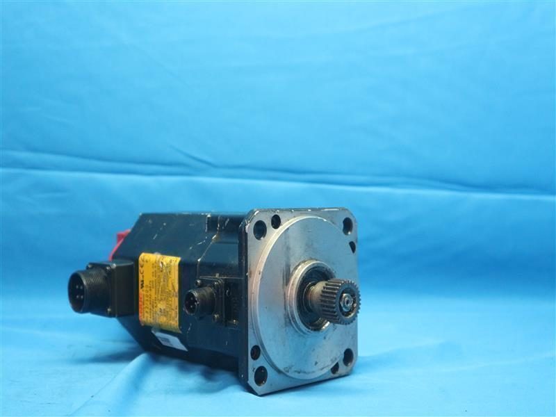 Серводвигатель FANUC A06B-0032-B675