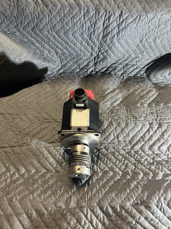 Серводвигатель FANUC A06B-0102-B178
