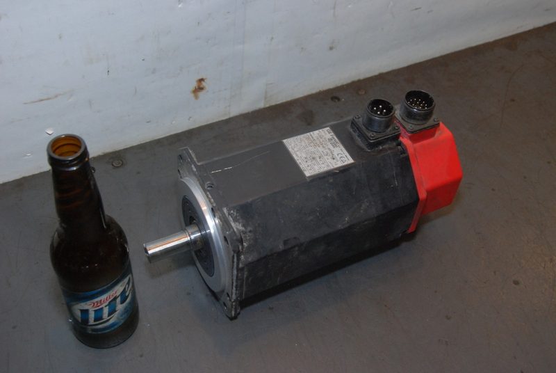 Серводвигатель FANUC A06B-0127-B575