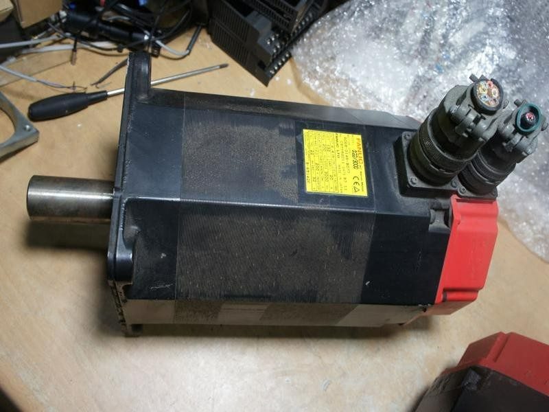 Серводвигатель FANUC A06B-0148-B077