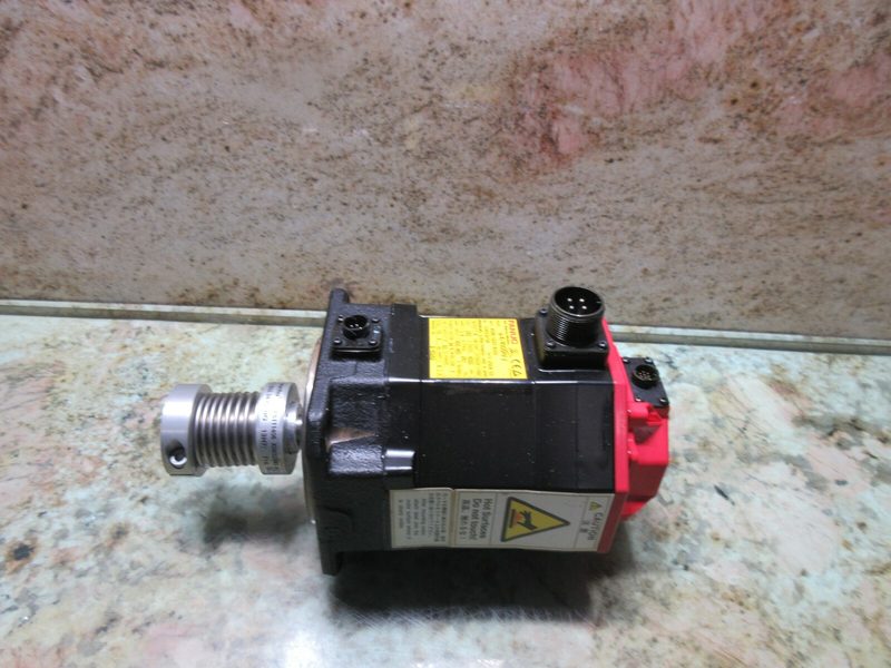 Серводвигатель FANUC A06B-0225-B300