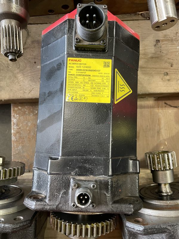 Серводвигатель FANUC A06B-0238-B605