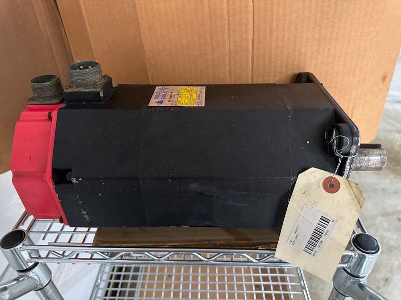 Серводвигатель FANUC A06B-0502-B001-008