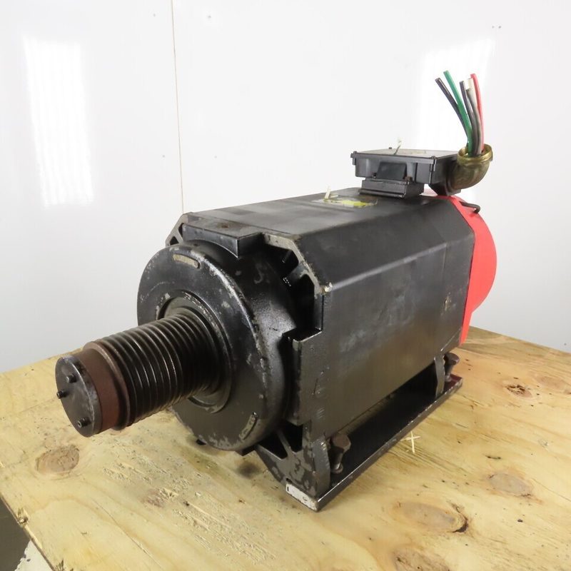 Серводвигатель FANUC A06B-0832-B200