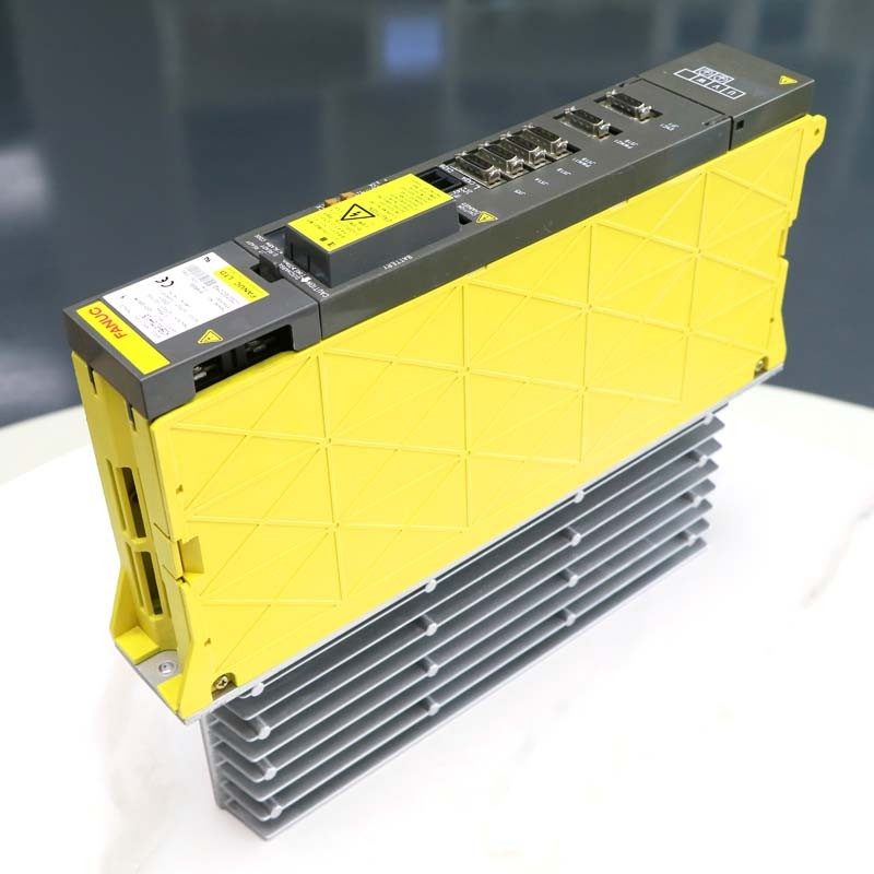Сервоусилитель FANUC A06B-6079-H105