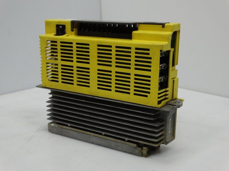 Сервоусилитель FANUC A06B-6090-H004