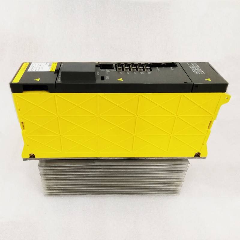 Сервоусилитель FANUC A06B-6096-H208
