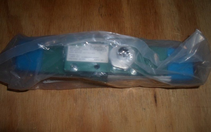Пневмоклапан Numatics A12BB400RT61E61