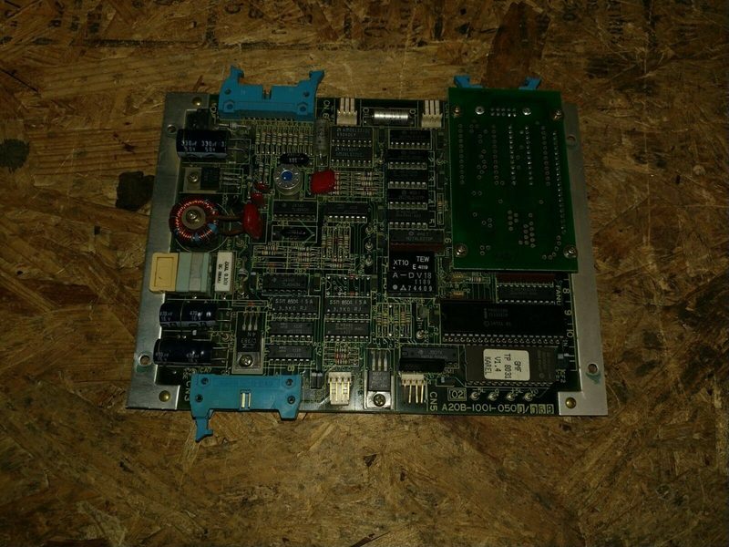 Робот FANUC A20B-1001-0500