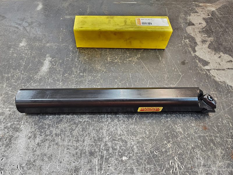 Режущий инструмент Sandvik A24T-DCLNL4