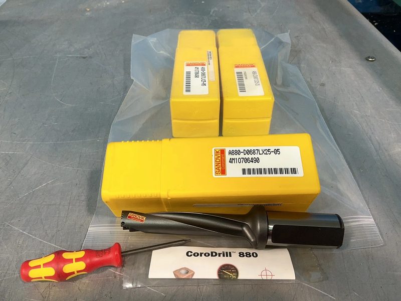 Режущий инструмент Sandvik A880-D0687LX25-05
