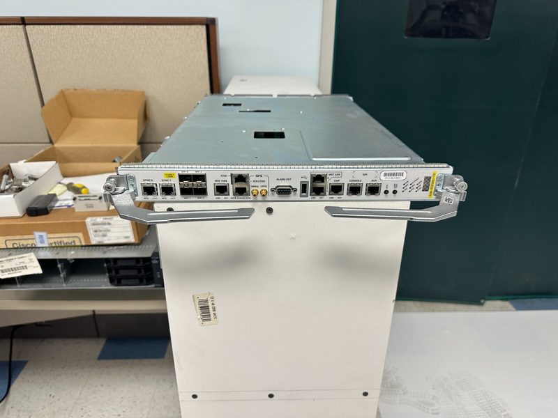 Коммутатор Cisco A9K-RSP880-RL-TR