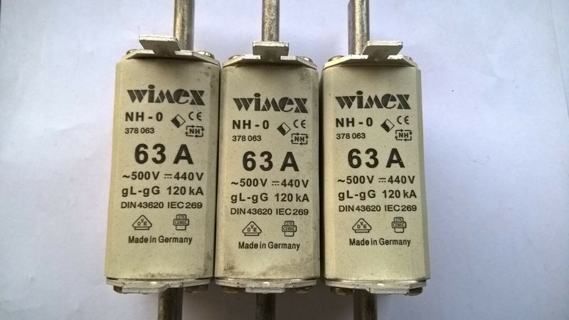 ПЛК AC500V/DC400V