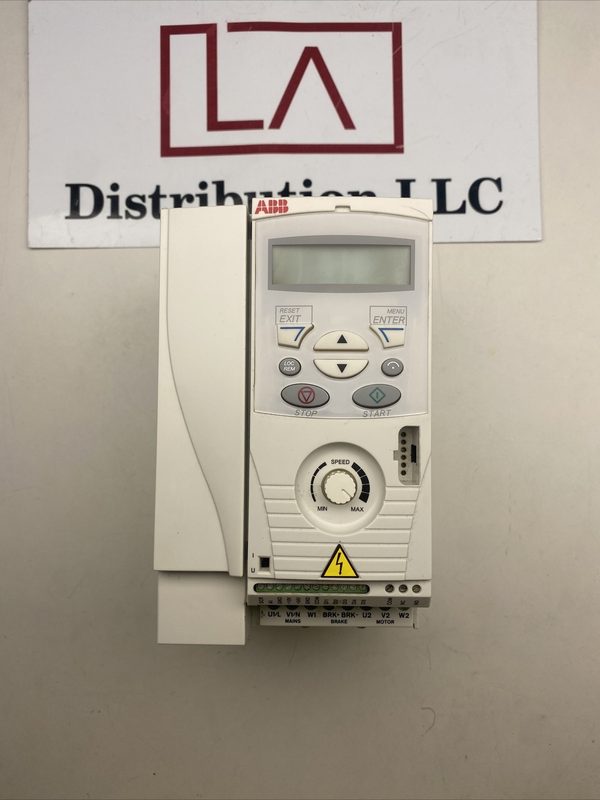 Частотный преобразователь ABB ACS150-03U-09A8-2